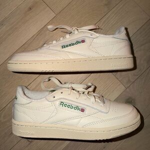 Reebok Off-White Sneakers with Green Accents Woman’s Size 7.5
